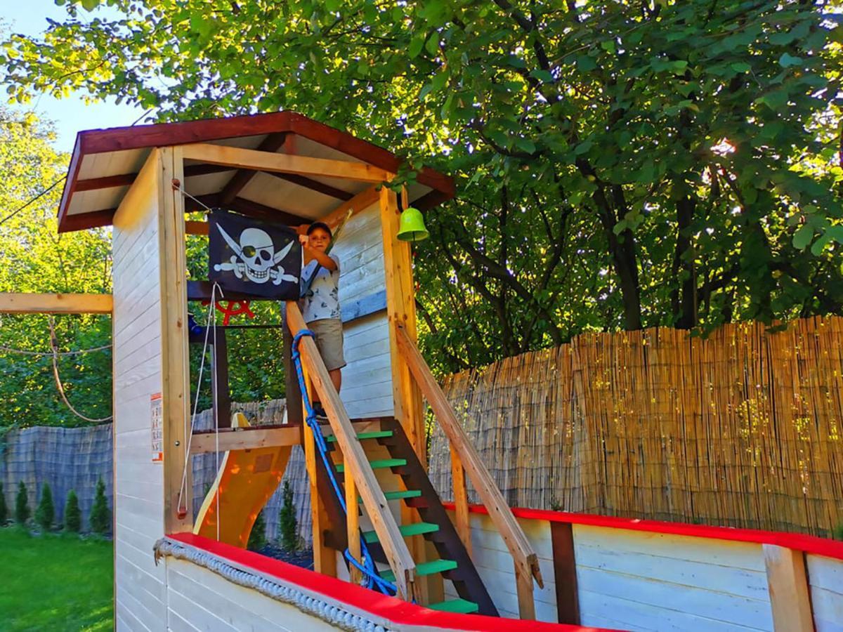 Aloha Glamp - Okragle Domki Przy Rzece - Balia I Sauna - Energylandia Zagornik Екстериор снимка
