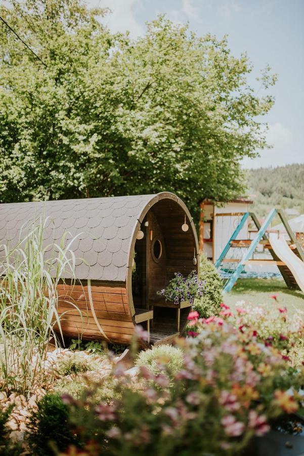 Aloha Glamp - Okragle Domki Przy Rzece - Balia I Sauna - Energylandia Zagornik Екстериор снимка