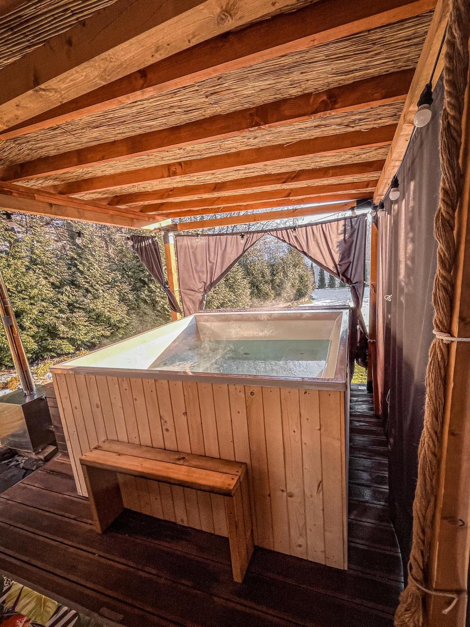 Aloha Glamp - Okragle Domki Przy Rzece - Balia I Sauna - Energylandia Zagornik Екстериор снимка